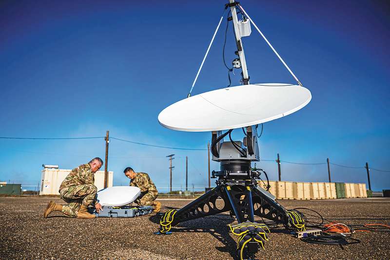 Фото en.wikipedia.org/wiki/Electromagnetic_warfare