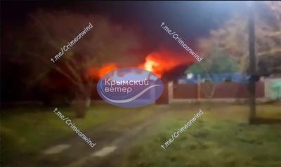 На Херсонщині впав російський літак Су-34: збили відразу після пуску ракет по Україні [відео]
