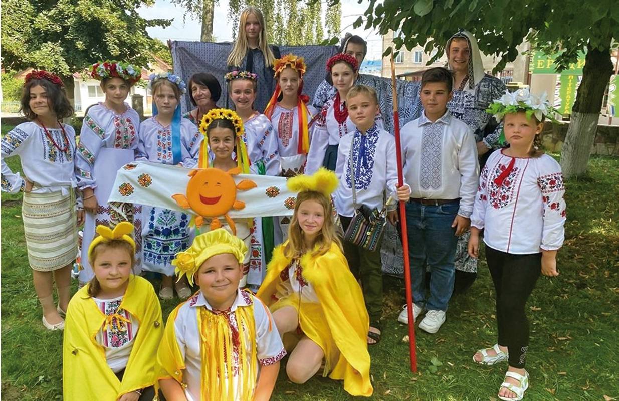 Фото з фб-сторінки зразкового дитячого театру “Дивосвіт”