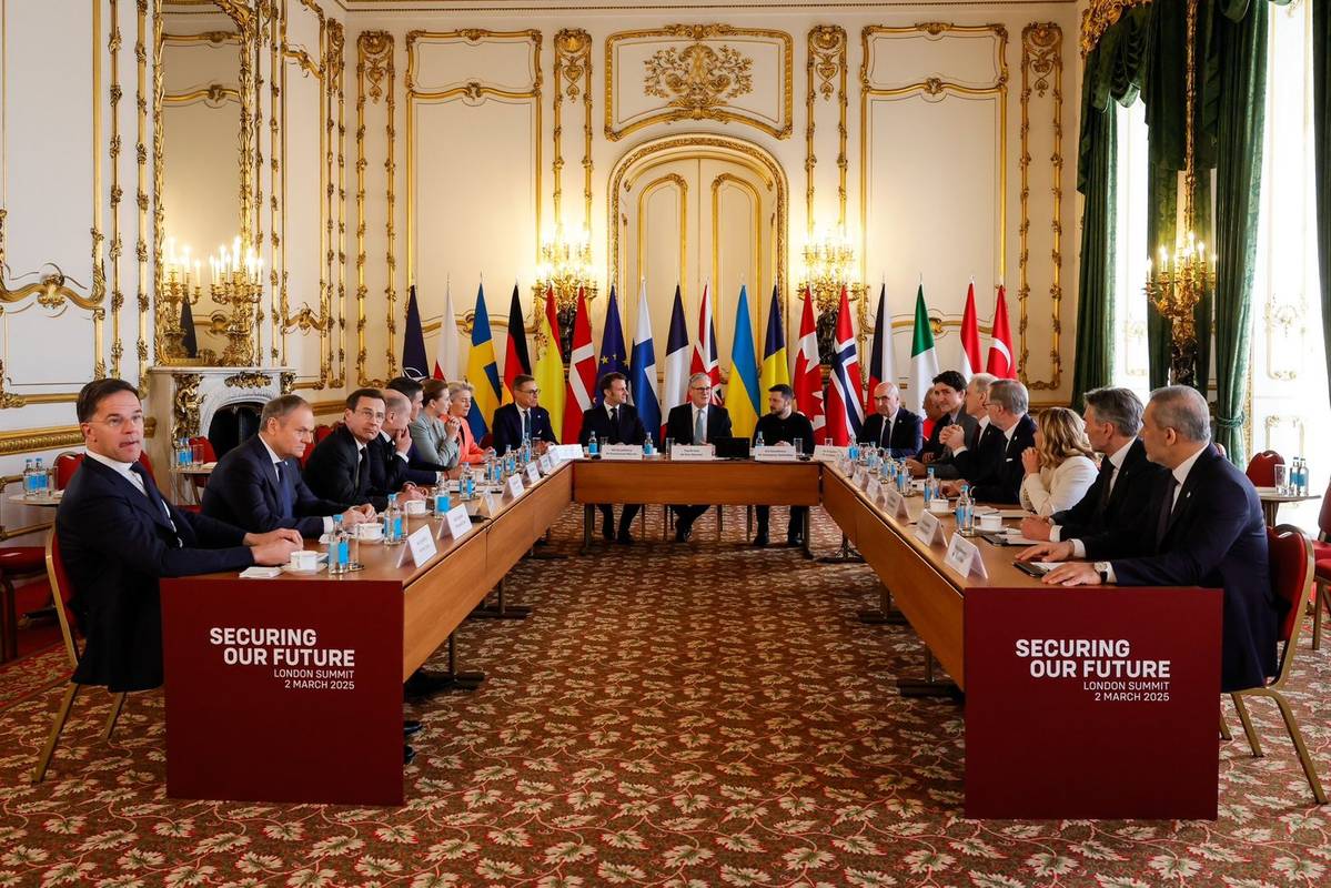 Фото: x.com/EmmanuelMacron