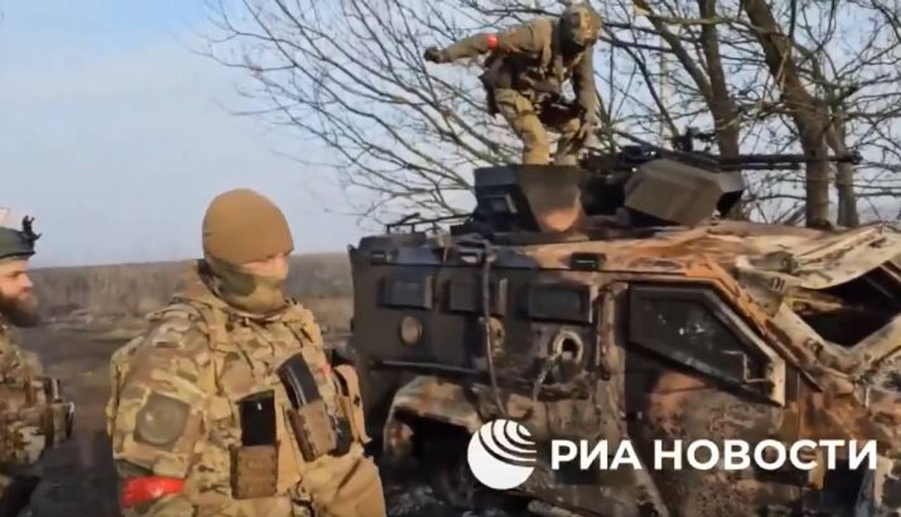 Скрін з відео рашистів