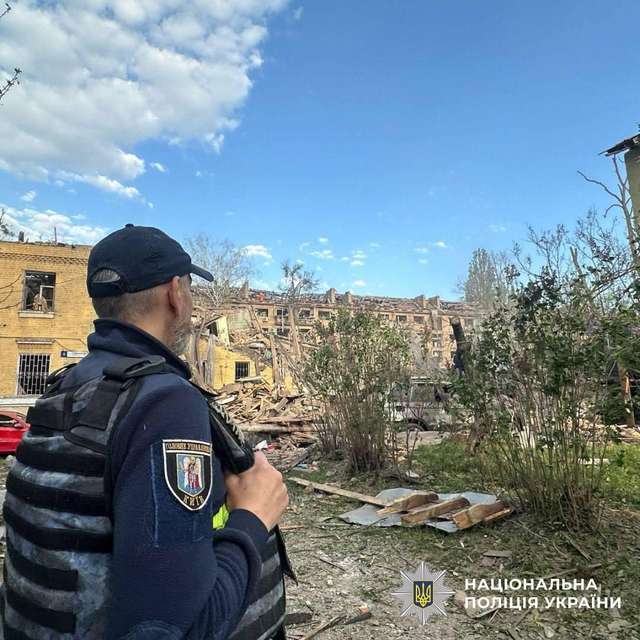 Під завалами у Києві знайшли тіла двох дітей з однієї сім’ї