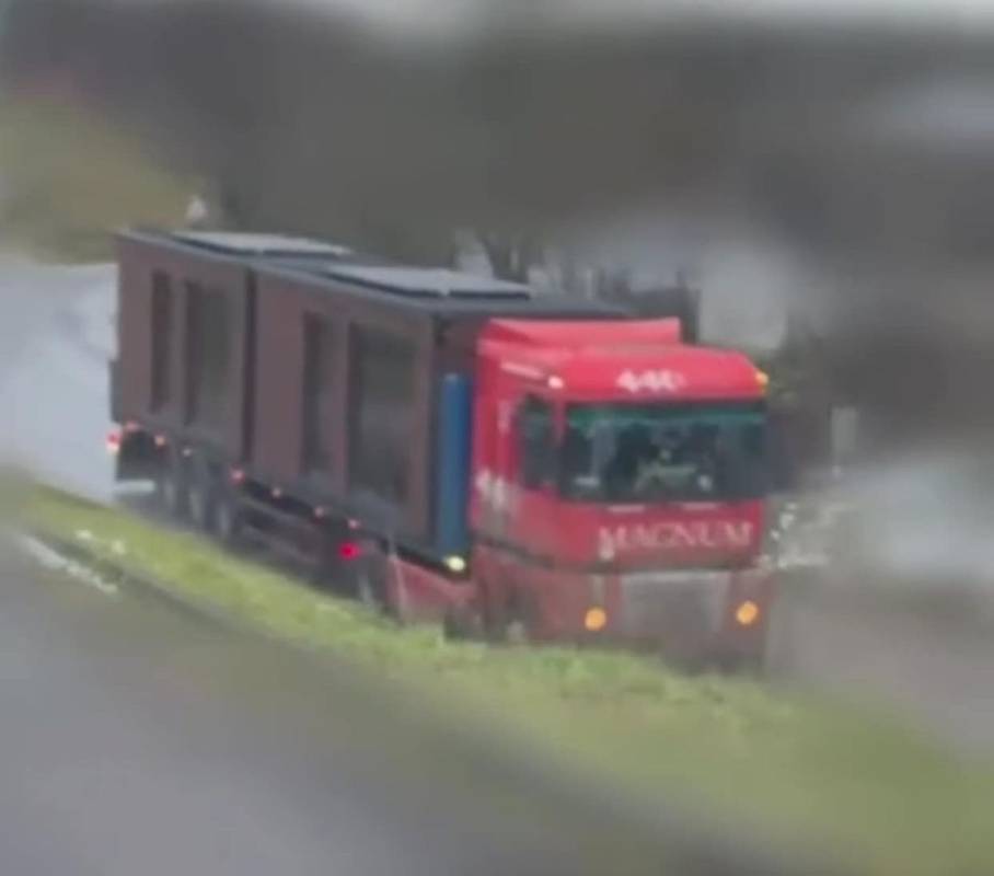 Скриншот з відео