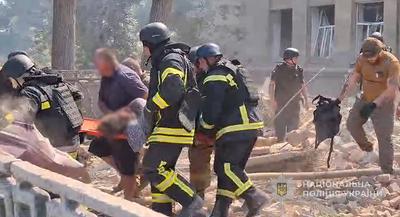 Ворог вдарив балістикою по ліцею на Одещині: постраждали одинадцятикласники, загинула вчителька