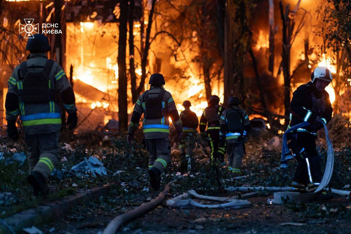 Окупанти вночі масовано атакували Київ: фото і відео жахливих руйнувань у столиці