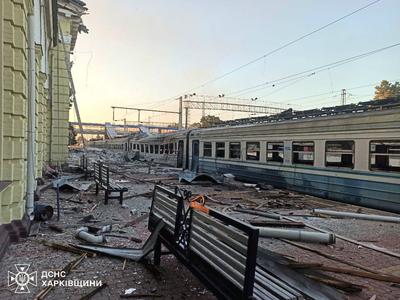 Наслідки російського удару по Лозовій