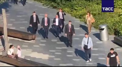 Скриншот з відео