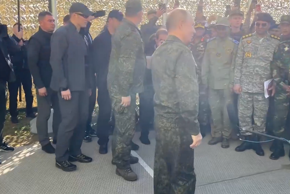 Скрін з відео