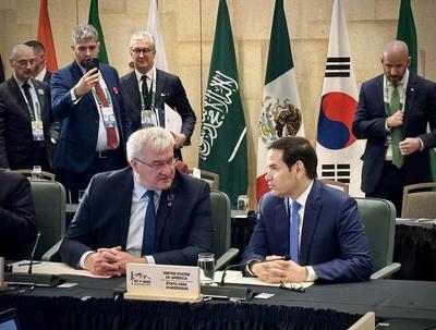 Фото: МЗС України