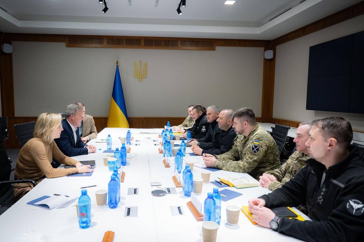 Фото ілюстративне: facebook.com/rustemumerov.ua