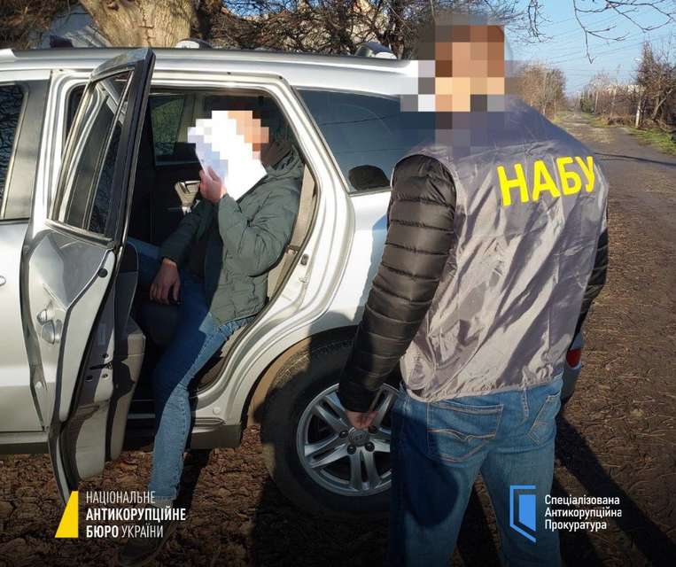 Чиновники розікрали 140 млн грн на воді й опаленні прифронтових міст: подробиці від НАБУ