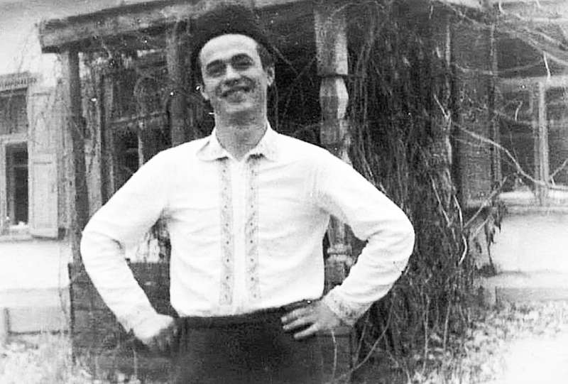 “Ти знаєш, що ти — людина? Ти знаєш про це чи ні?”