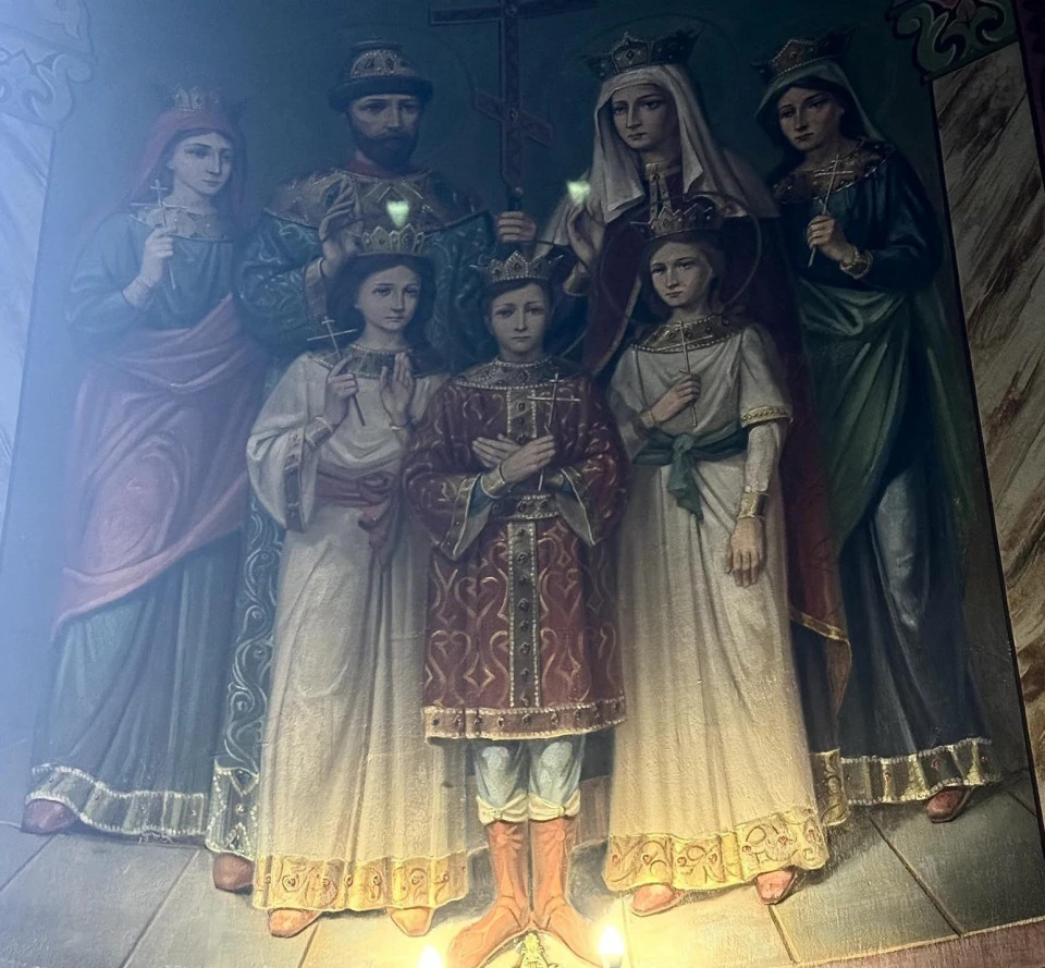 Скандал на Волині: у соборі зафіксували ікони з російським царем Миколою II